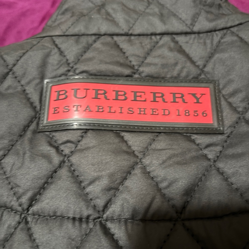 Burberry vest men’s size medium